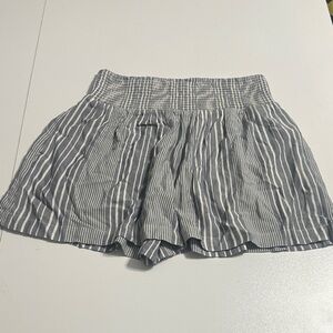 American Eagle Blue/Gray and Cream Textured Shorts
